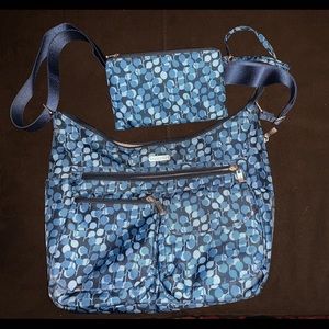 Baggallini Everywhere Bragg with RFID wristlet.